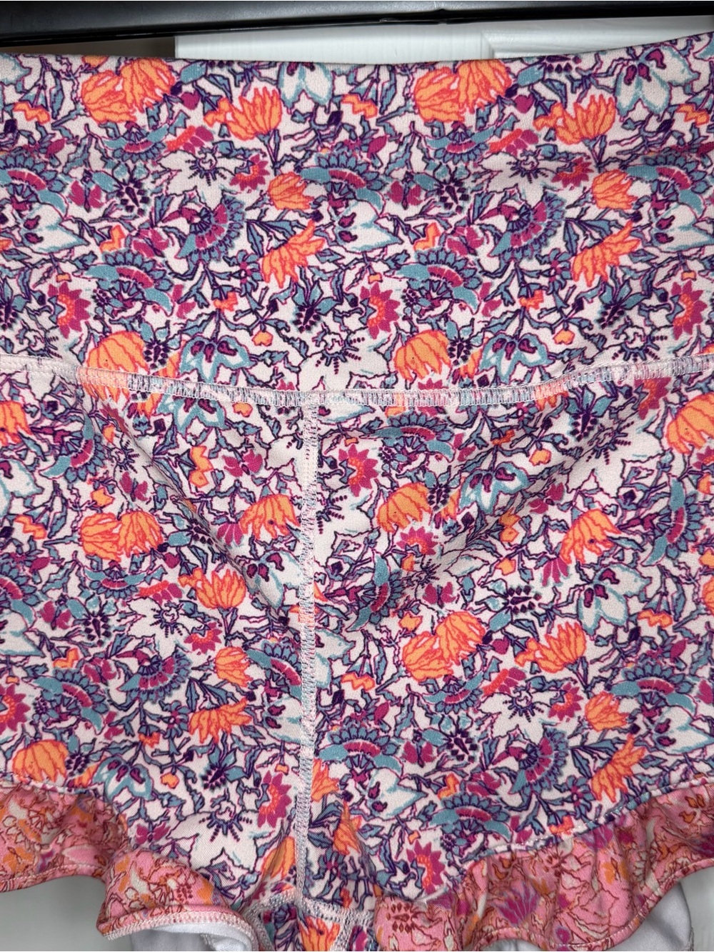 Free People Movement Pile All Day Pink Purple Floral Shorts Ruffle Women M - Picture 2 of 7